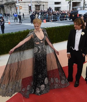  Nicole Kidman Manus x Machina Fashion