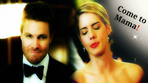  Oliver and Felicity kertas dinding