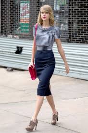 Taylor Swift in a pencial skirt