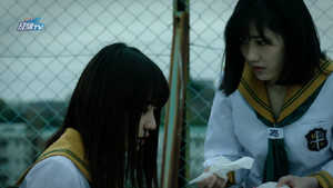  Watanabe Mayu and Miyawaki Sakura 「Crow's Blood」