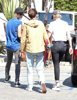  Kristen Out In West Hollywood