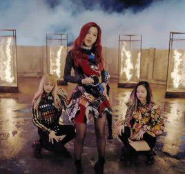 ♥ BLACKPINK - PLAYING WITH FIRE M/V ♥