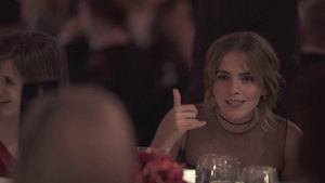  Emma Watson at Harper's Bazaar's Woman of the Year, in Londres [October 31, 2016]