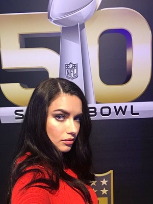  Adriana Lima - Super Bowl