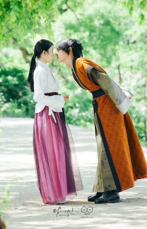  Moon Kekasih : Scarlet hati, tengah-tengah Ryeo