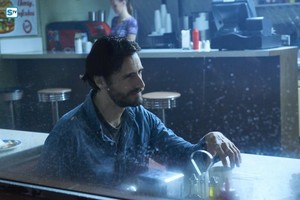 Good Behavior "From Terrible Me" (1x03) promotional picture