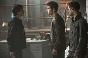 TVD 8x03 ''You Decided That I Was Worth Saving'' Promotionals
