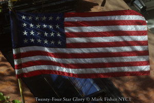  Twenty Four Star Glory  C2 A9 Mark Fisher NYC1 2456