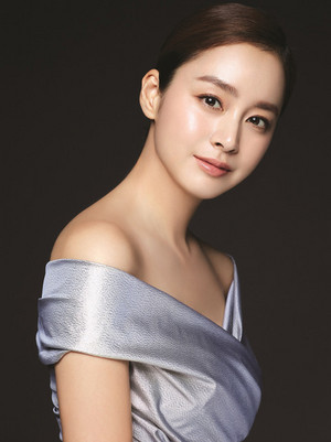  FLAWLESS BEAUTY KIM TAE HEE FOR CELL CURE