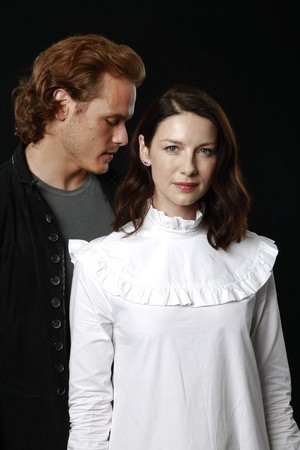  Sam Heughan and Caitriona Balfe in LA Times Photoshoot