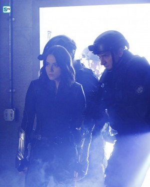  Agents of S.H.I.E.L.D. - Episodes 4.13 - BOOM - Promo Pics