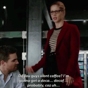  Felicity Smoak in 5x10 ‘Who Are You’