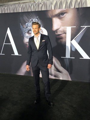  Fifty Shades Darker cast at the premiere for Fifty Shades Darker