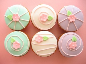  گلابی Cupcakes