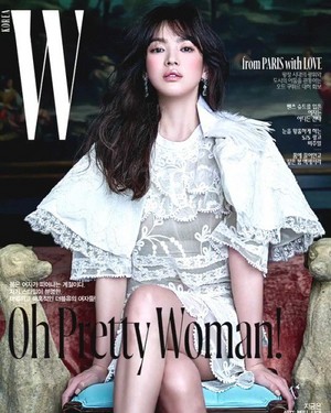  Song Hye Kyo decorate the cover of 'W'