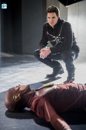  The Flash - Episode 3.16 - Into the Speed Force - Promo Pics