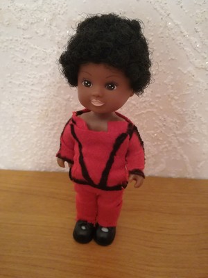  Thriller night doll