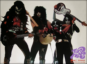  吻乐队（Kiss） ~Los Angeles, California...May 30, 1975 (poster)