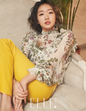 Kim Go Eun   Elle Magazine March Issue  17