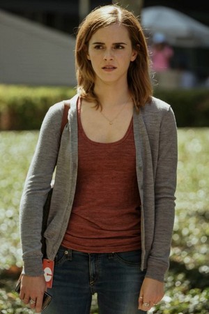  New picture of Emma Watson in 'The Circle'
