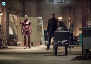  The Flash - Episode 3.20 - I Know Who आप Are - Promo Pics
