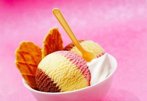 나폴리 아이스크림, 나폴리탄 아이스크림, 초콜릿 아이스크림