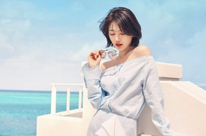  Suzy for Sunglasses 'CARIN' 207 Summer Collection