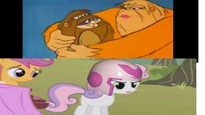  Sweetie Belle hides in the picture.JPG
