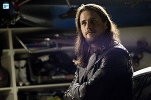  Animal Kingdom "Dig" (2x07) promotional picture