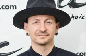  Chester Charles Bennington (March 20, 1976 – July 20, 2017)