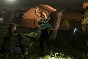  Fear The Walking Dead “The Unveiling” (3x07) promotional picture