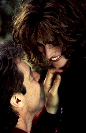  Julia Roberts & Dennis Quaid in Something to Talk About
