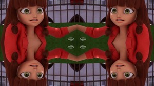  Mirrored larawan Edits of Lila Rossi