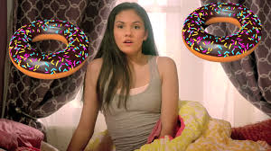  Rachel wants bánh doughnut