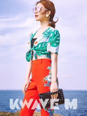 Yoo In Na for 'Kwave M'