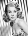 Belinda Lee (15 June 1935 – 12 March 1961 - celebrities-who-died-young photo