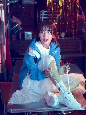  Jeon Somi for Reebok Classic's 'Back to the 90's CLUB C'
