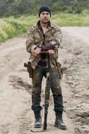  Justin Rain as Crazy Dog in Fear the Walking Dead
