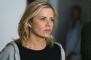  Kim Dickens as Madison Clark in Fear the Walking Dead: "Pablo and Jessica"