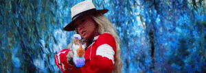 Milica Todorović in “Limunada” music video