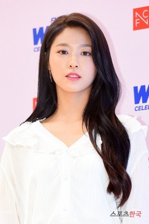  171012 AOA's Seolhyun @ FNC WOW! Celebrity l’espace Opening Party