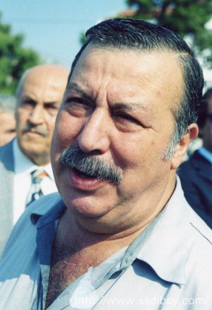 Aykut Oray(1942-2009)