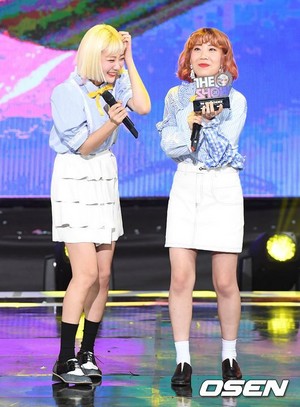  Bolbbalgan4 win 1st with 'Some' on The Zeigen