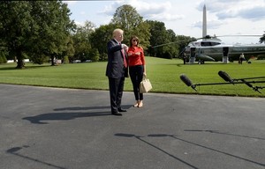Donald and Melania Return to the White House - September 10, 2017