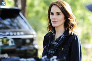  Good Behavior "I Want wewe to Leave a Person Alive for Once" (2x02) promotional picture