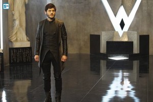  Inhumans - Episode 1.03 - Divide and Conquer - Promo Pics