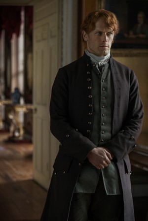  Outlander “Of Mất tích Things” (3x04) promotional picture