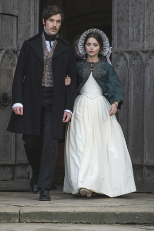 Victoria "A Soldier's Daughter" (2x01) promotional picture