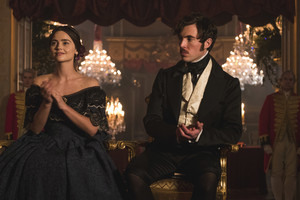  Victoria "The Green-Eyed Monster" (2x02) promotional picture