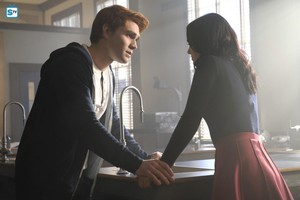 2x13 - "The Tell-Tale Heart" - Promotional fotos